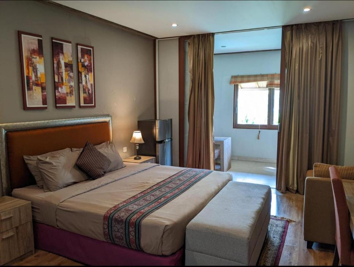 Puri Sabina Bed & Breakfast Jimbaran  Ngoại thất bức ảnh