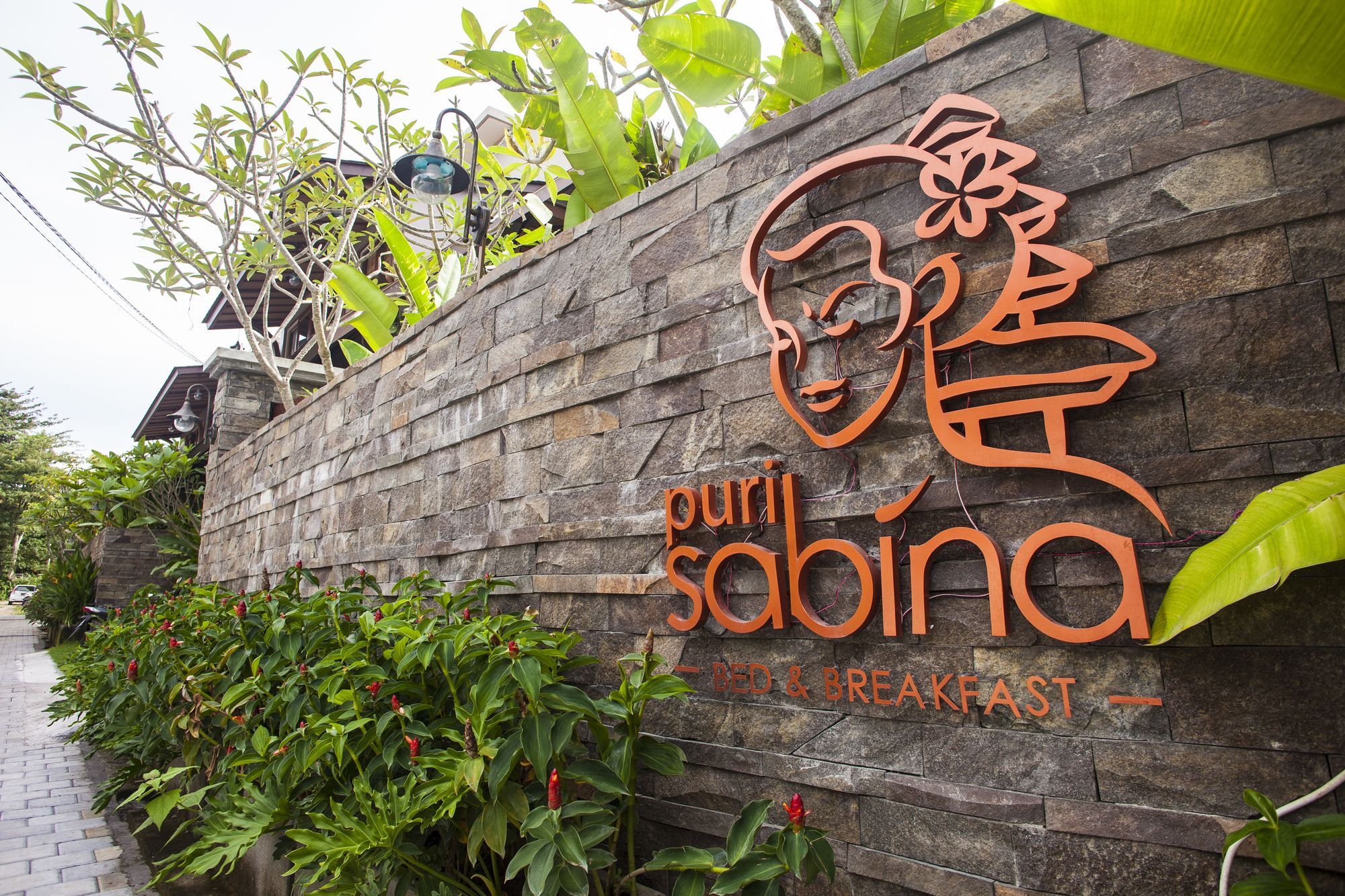 Puri Sabina Bed & Breakfast Jimbaran  Ngoại thất bức ảnh