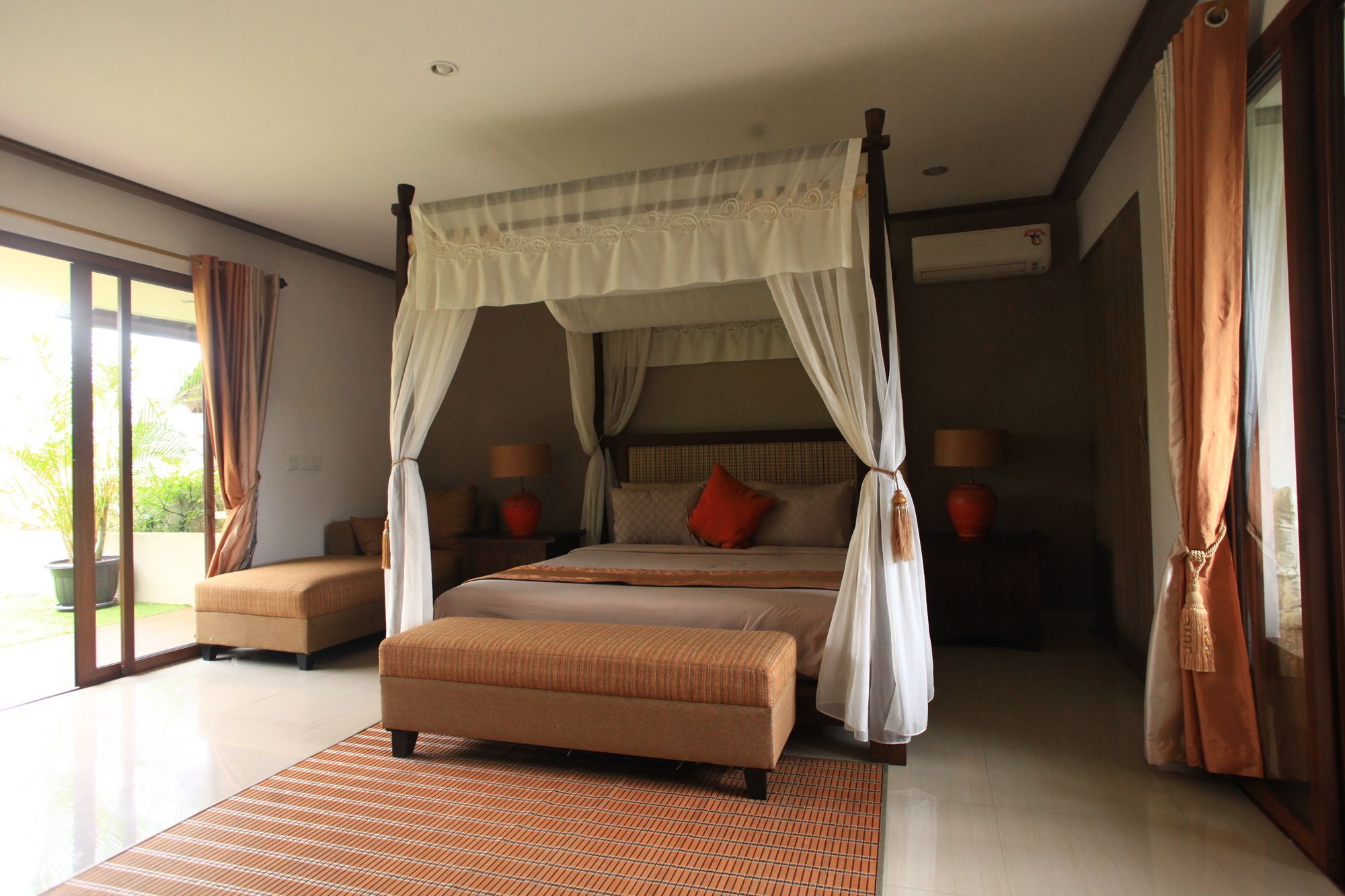 Puri Sabina Bed & Breakfast Jimbaran  Ngoại thất bức ảnh